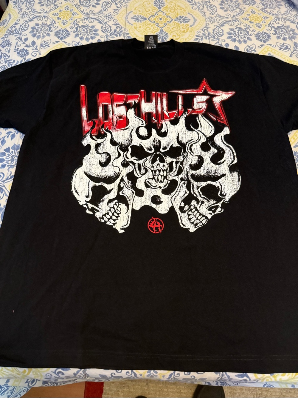 Lost Hills Men’s Black Graphic Skull Tee